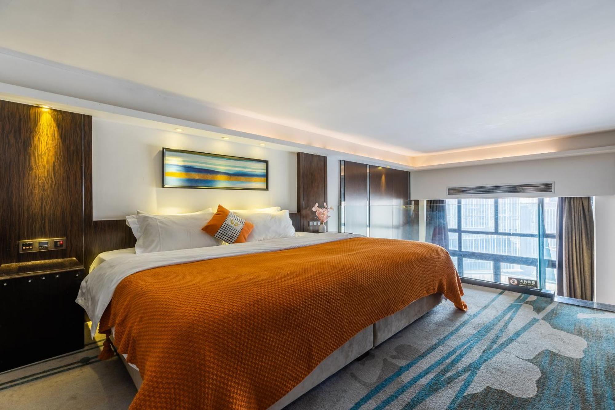 Lavendar Duplex Apartment Гуанджоу Екстериор снимка