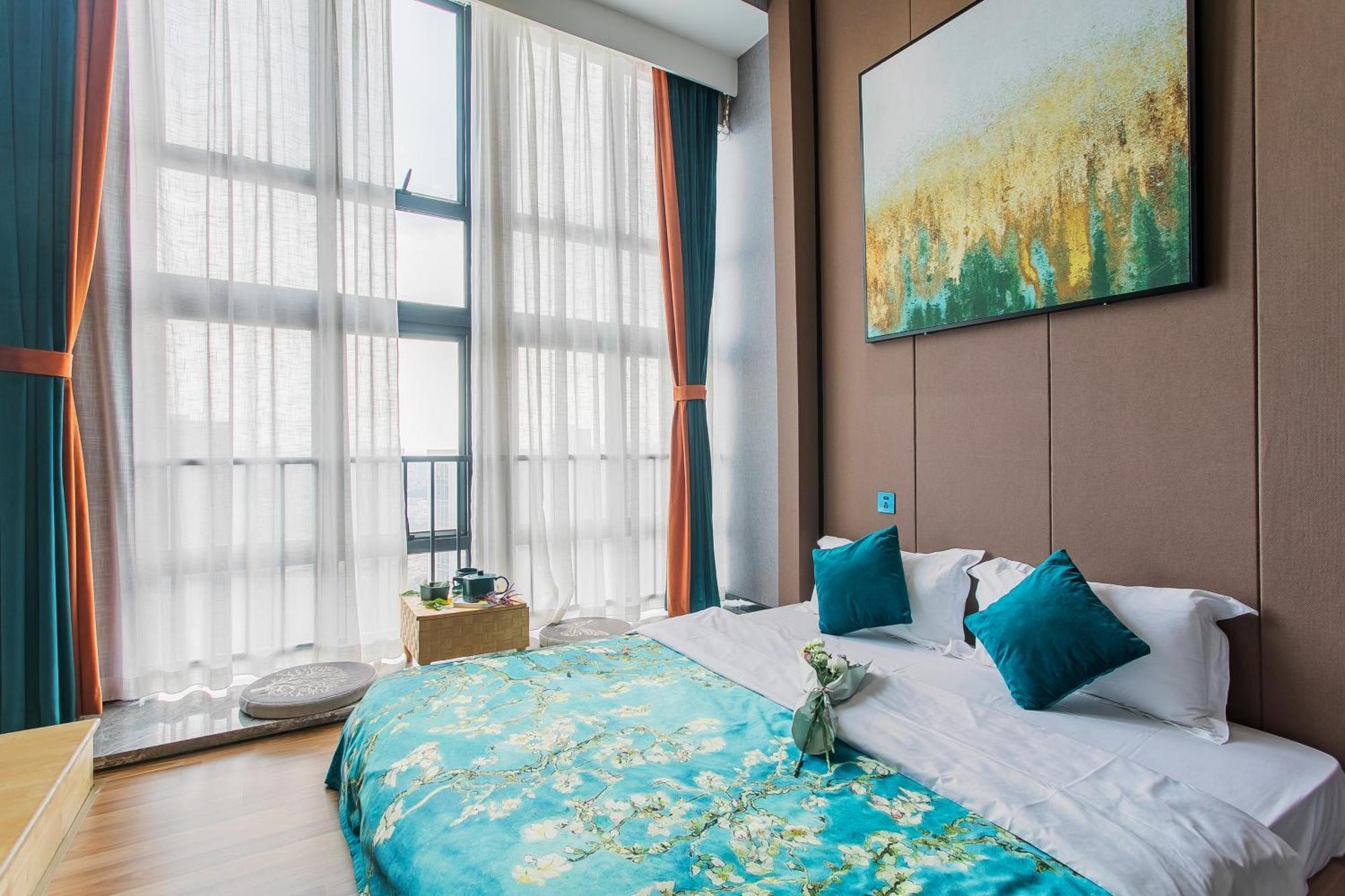 Lavendar Duplex Apartment Гуанджоу Екстериор снимка